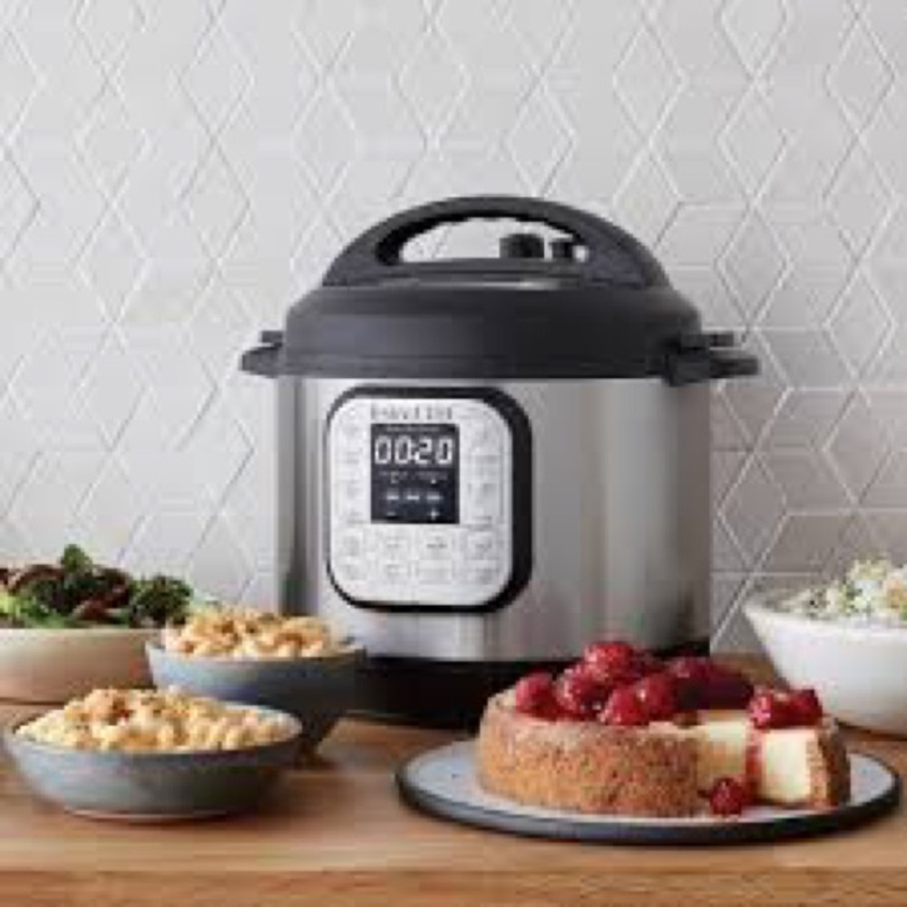Instant Pot IP-DUO80 8 Qt 7-in-1 Multi Use Programmable Cooker